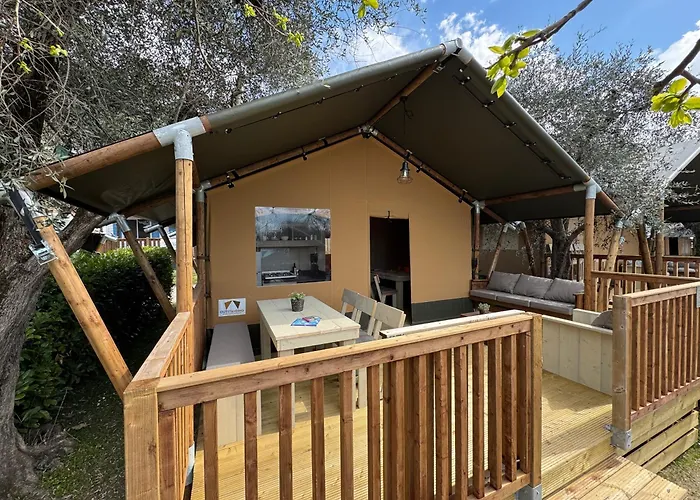 Campingplatz Estivo Safari Tents On Cisano San Vito *